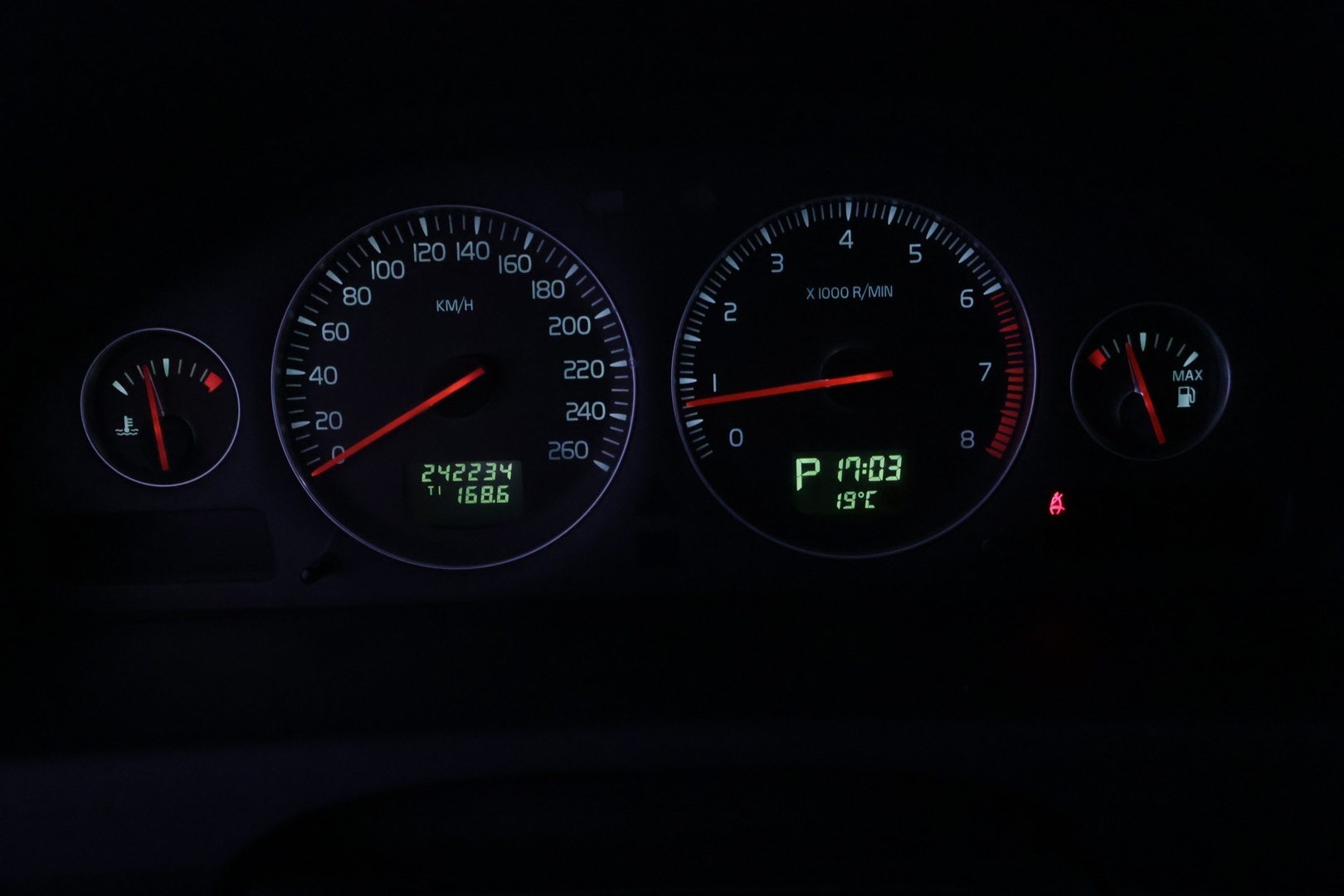 VOLVO V70 2007