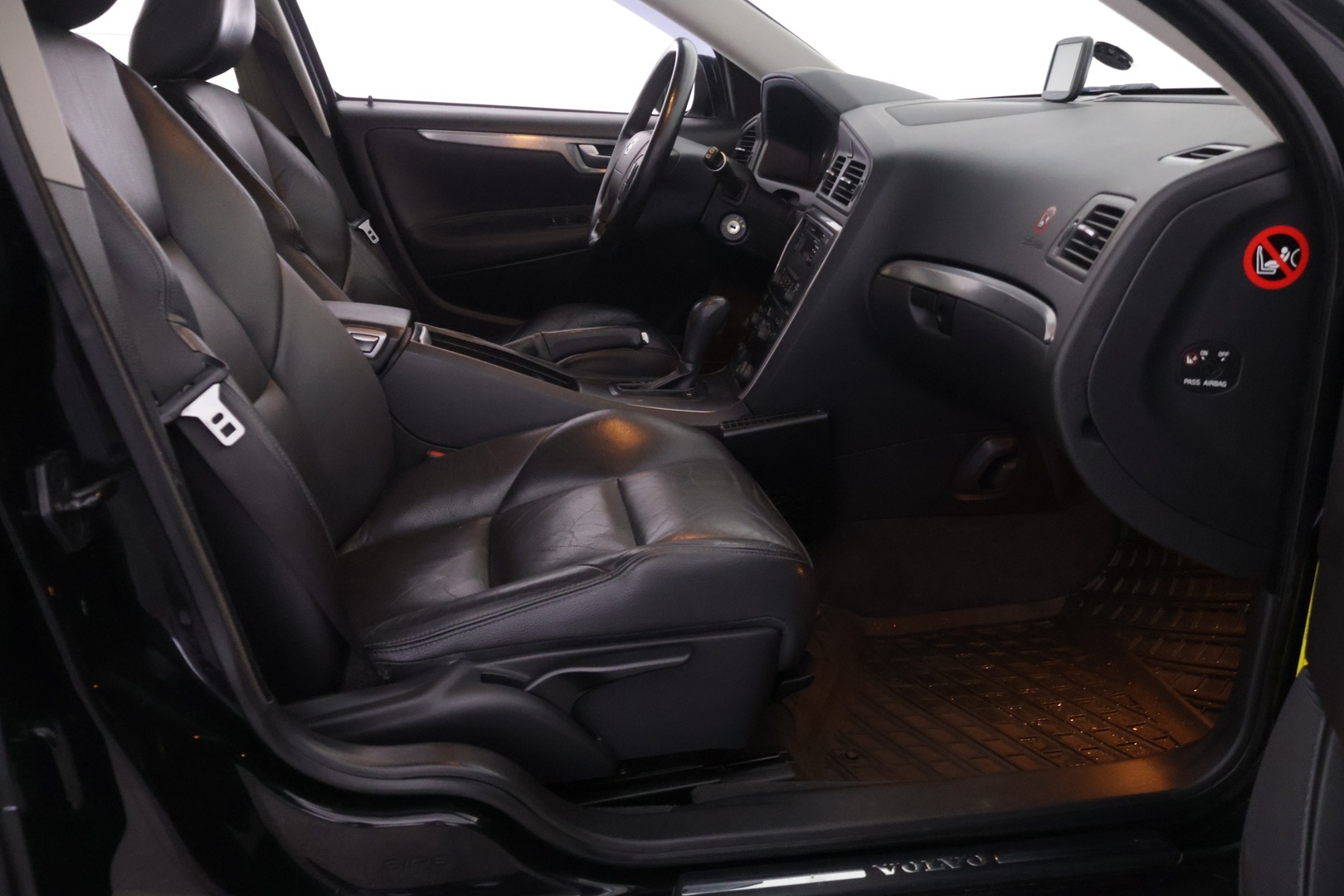 VOLVO V70 2007
