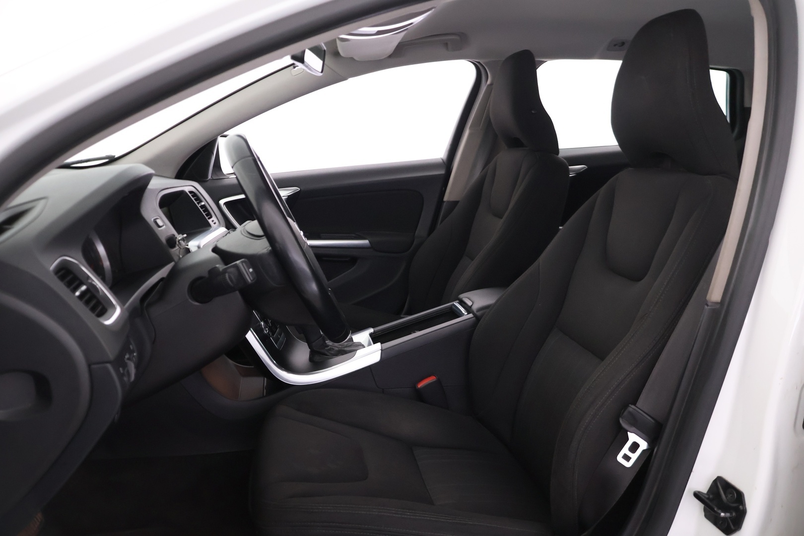 VOLVO V60 2013