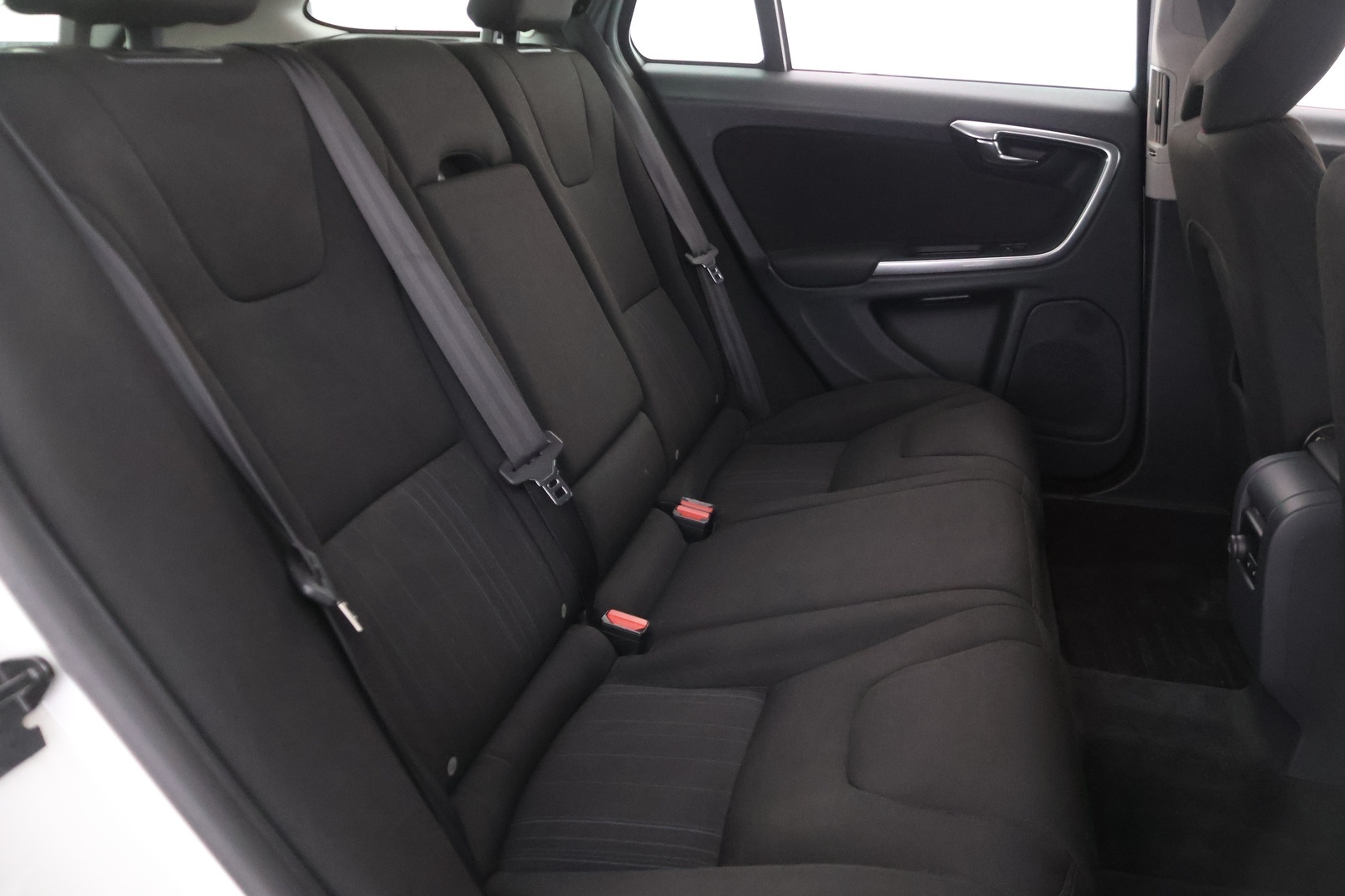 VOLVO V60 2013