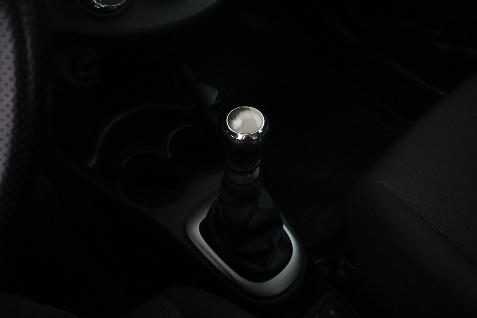 TOYOTA Yaris 2013