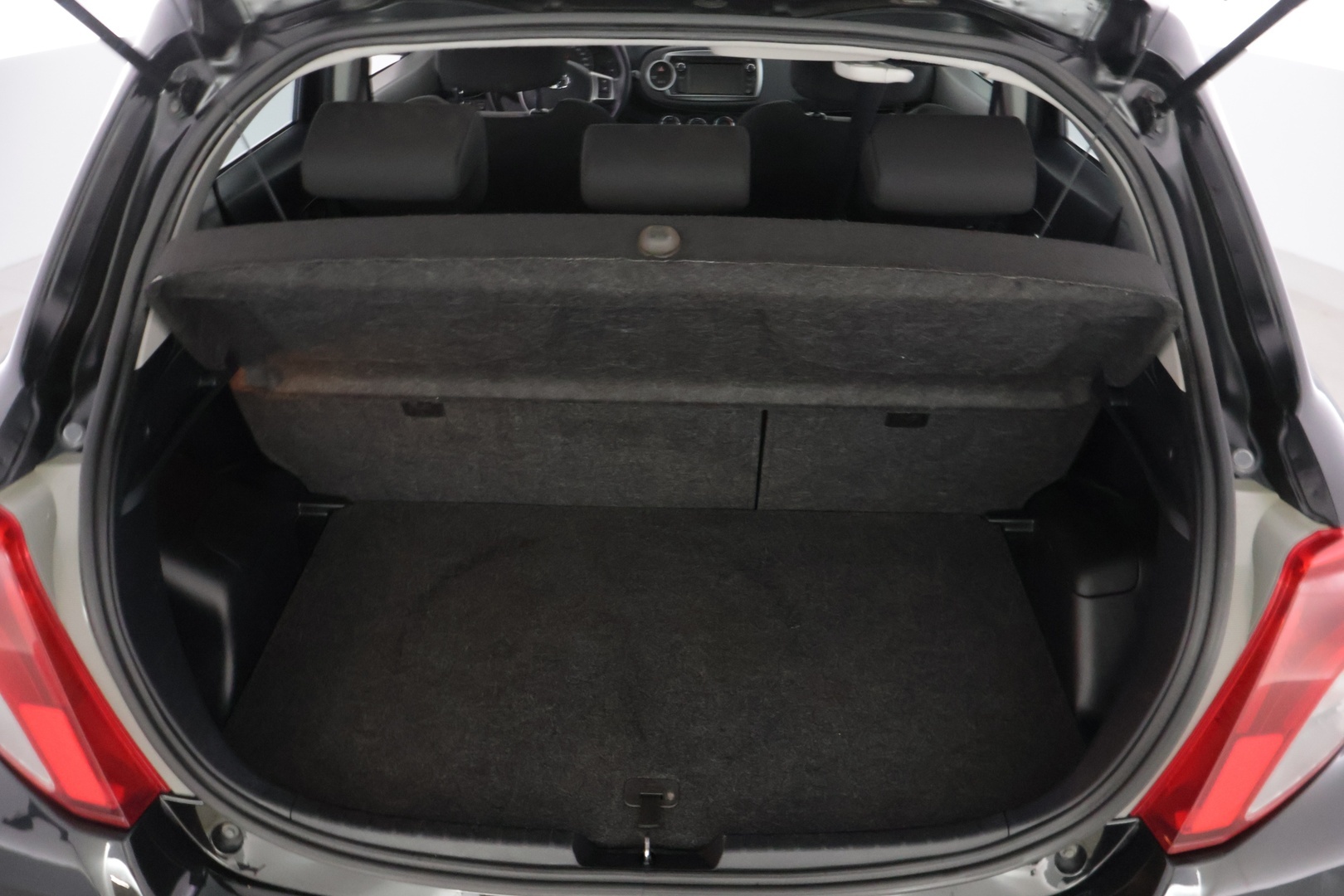 TOYOTA Yaris 2013