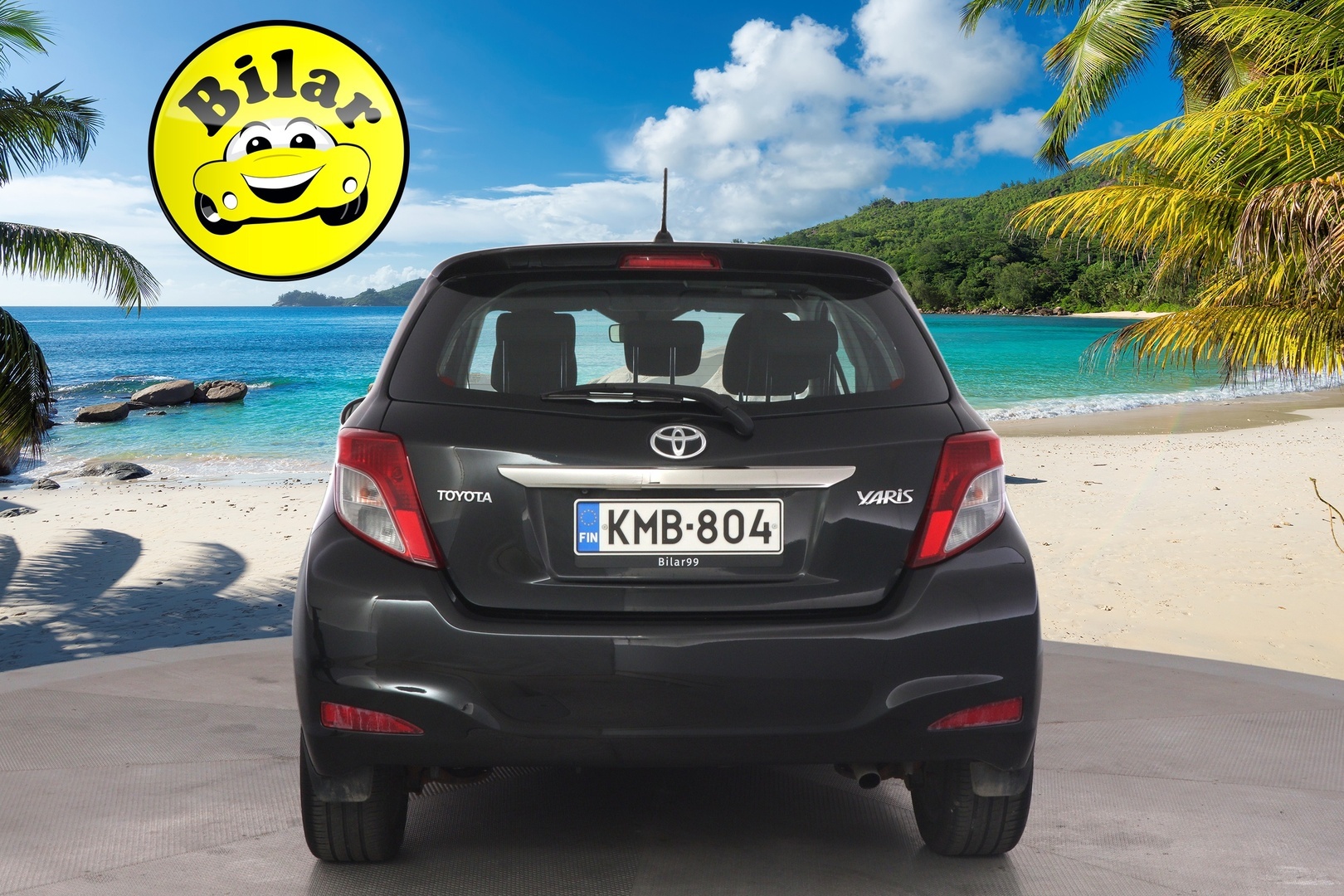 TOYOTA Yaris 2013