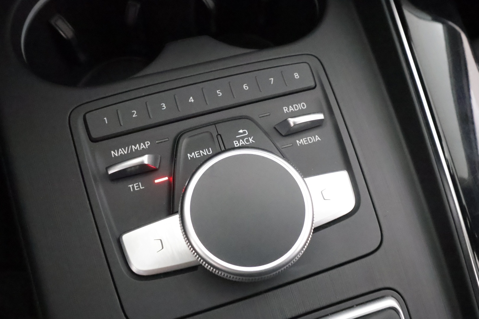 AUDI A4 2017