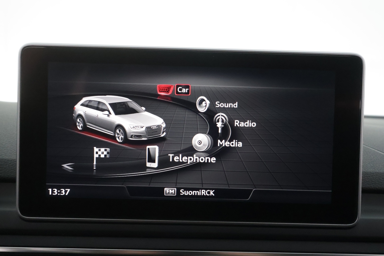 AUDI A4 2017