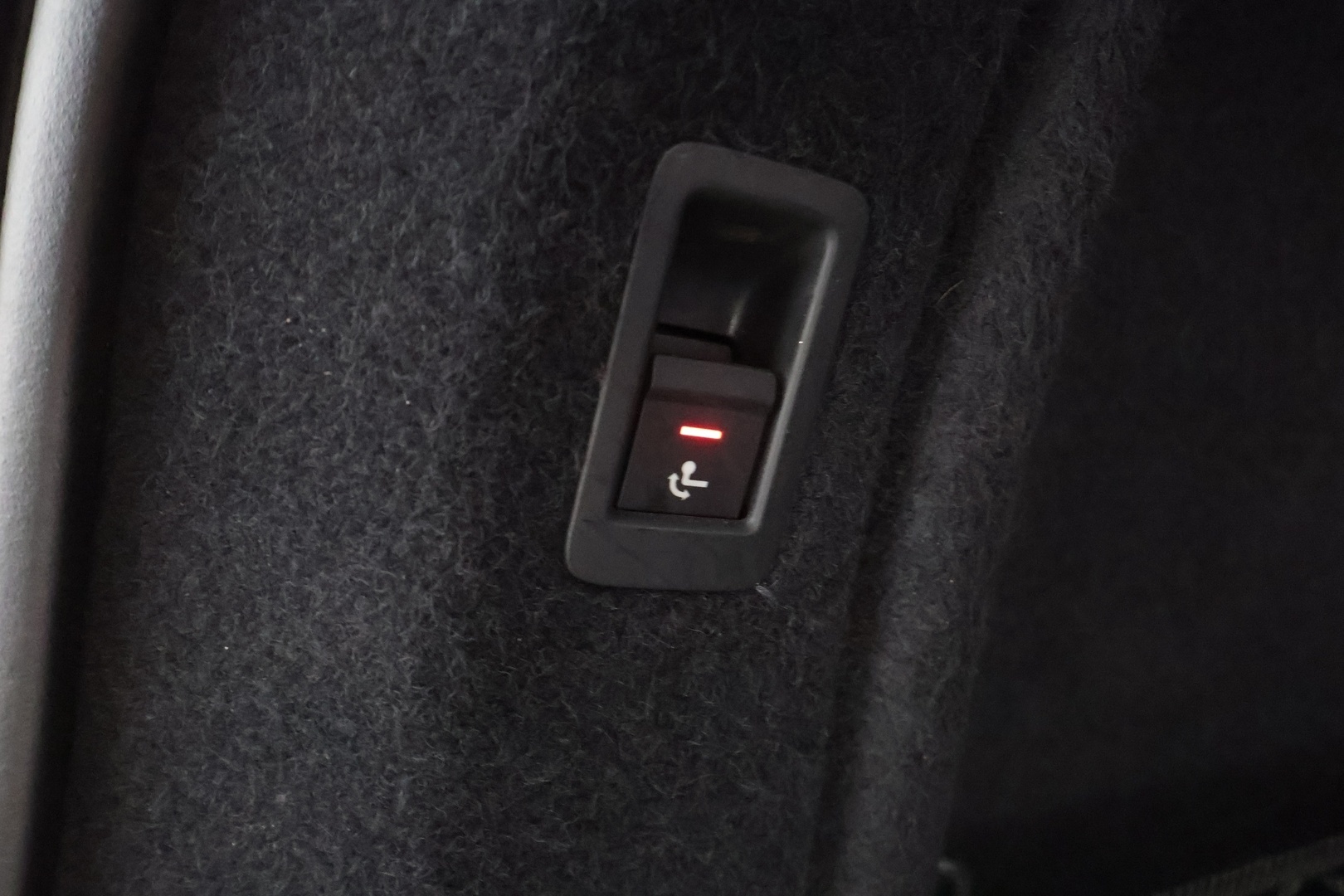 AUDI A4 2017