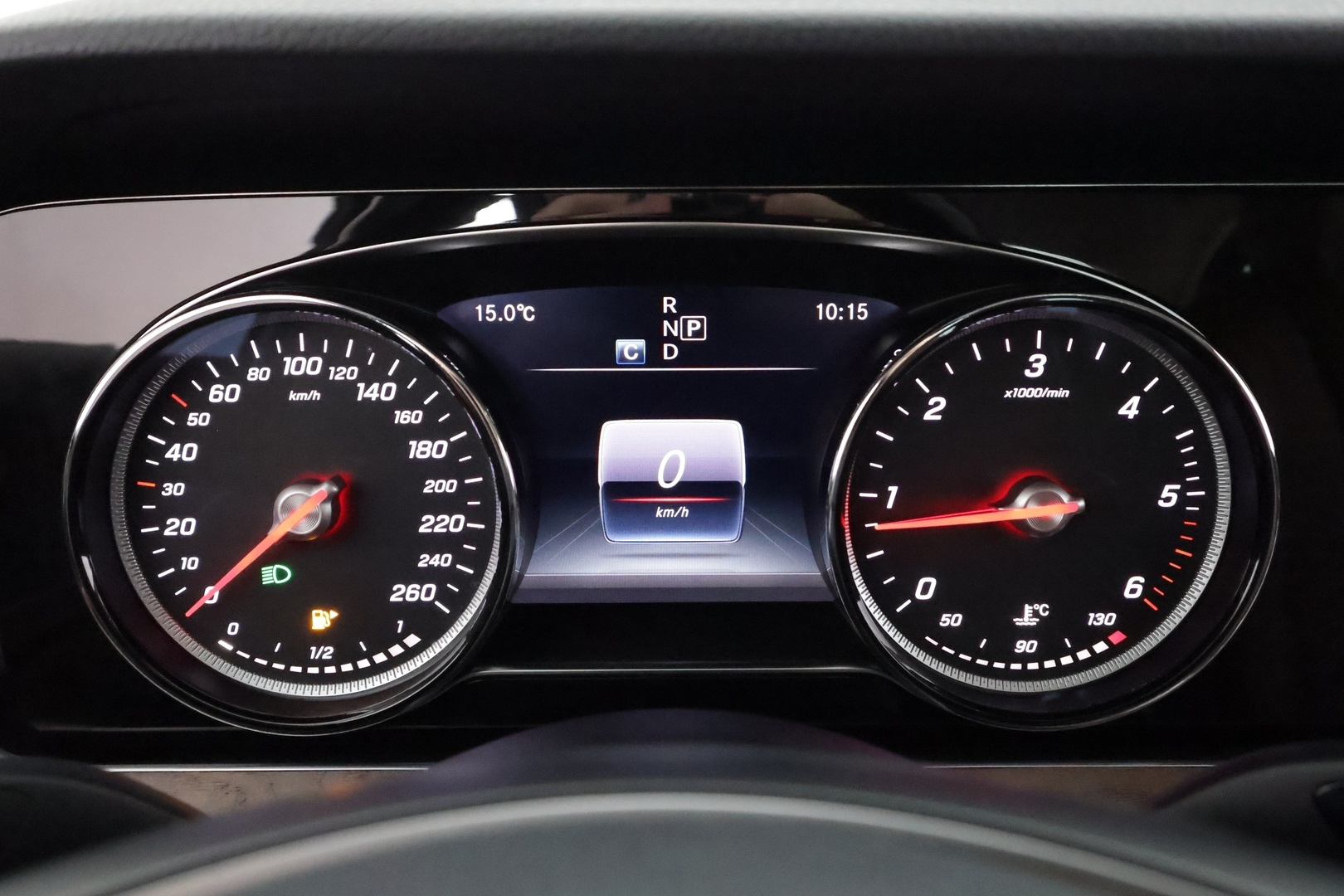 MERCEDES-BENZ E 2018