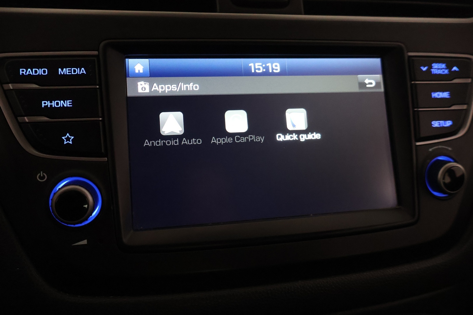 HYUNDAI i20 Hatchback 2019