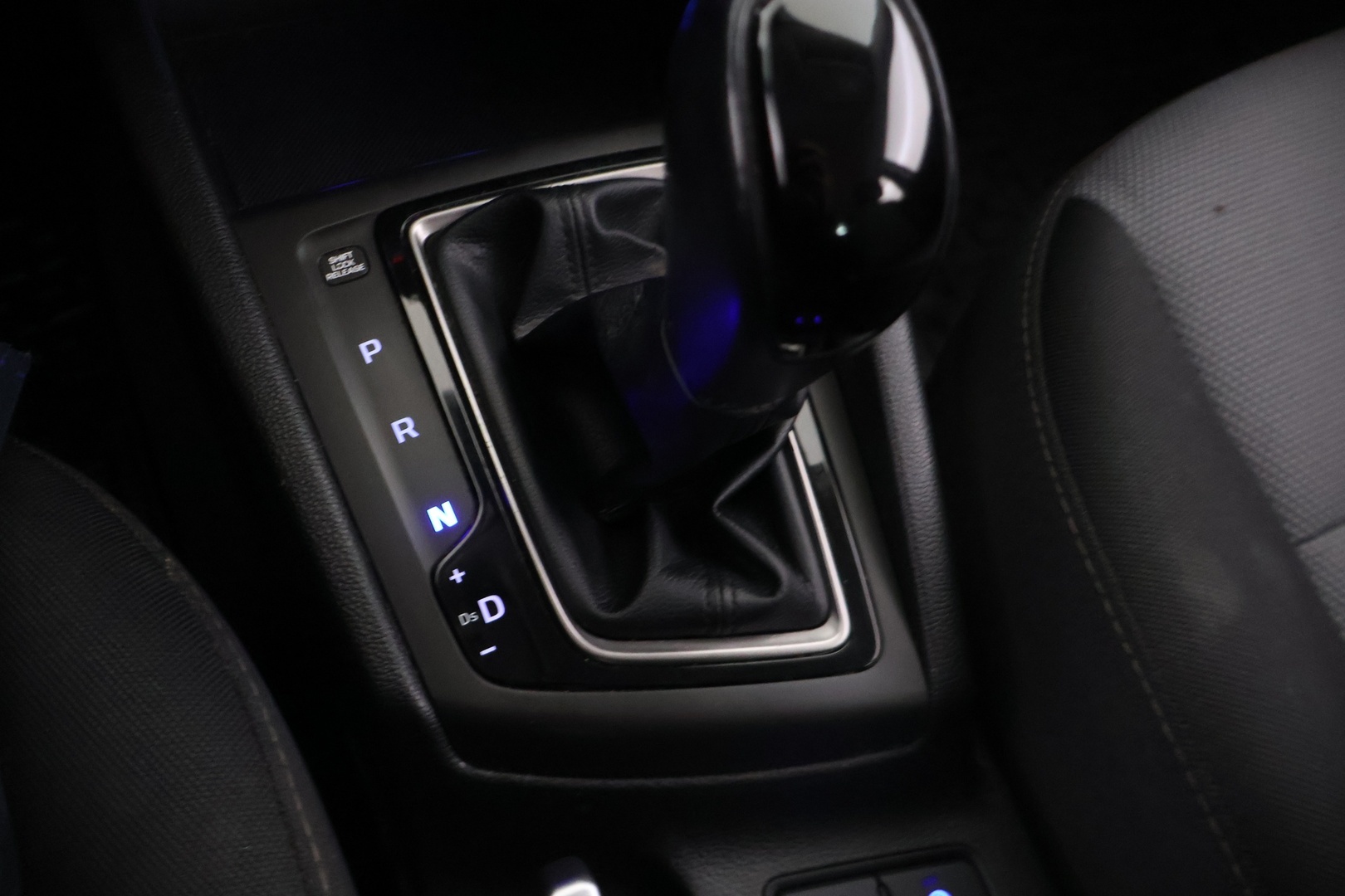 HYUNDAI i20 Hatchback 2019