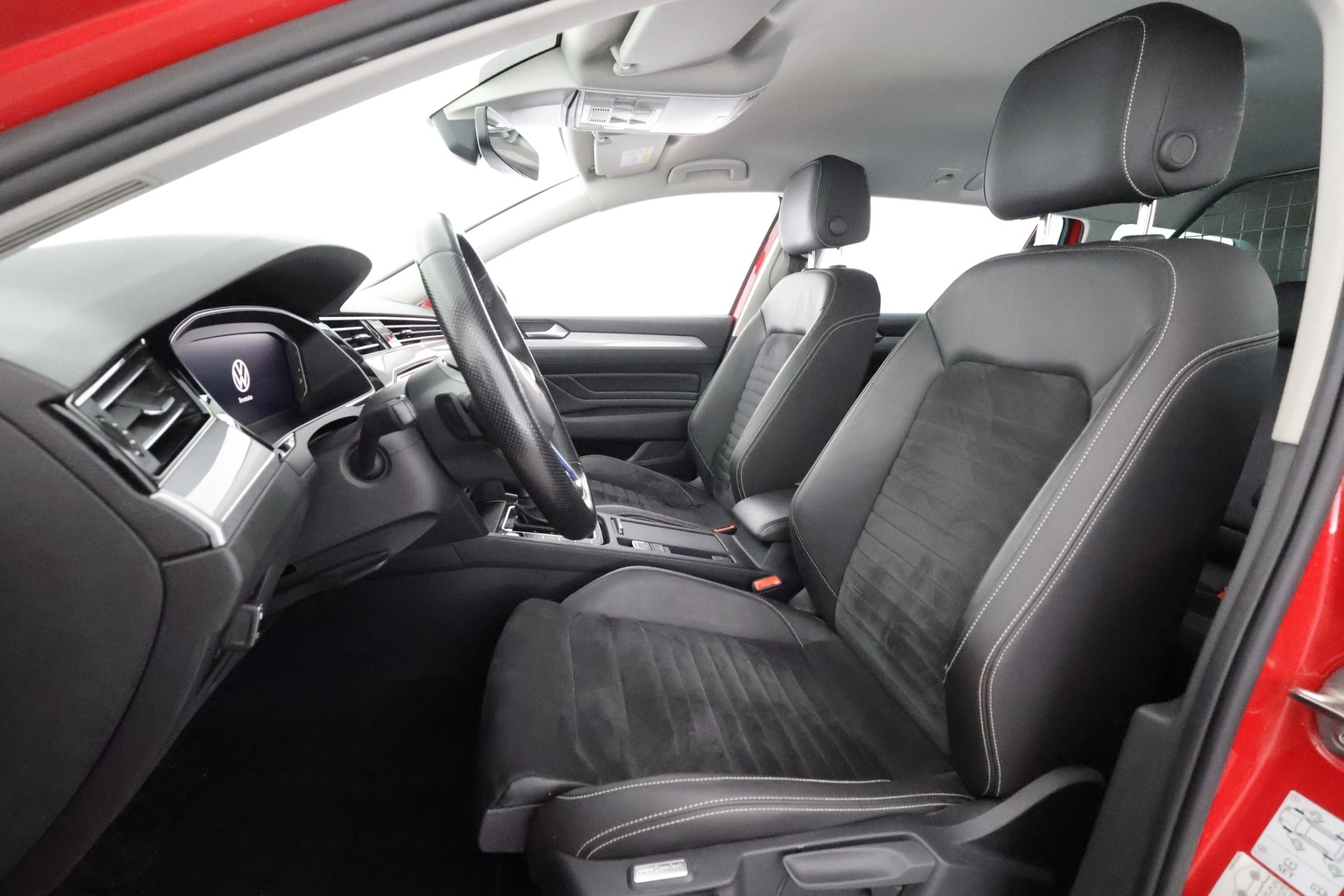VOLKSWAGEN Passat 2021