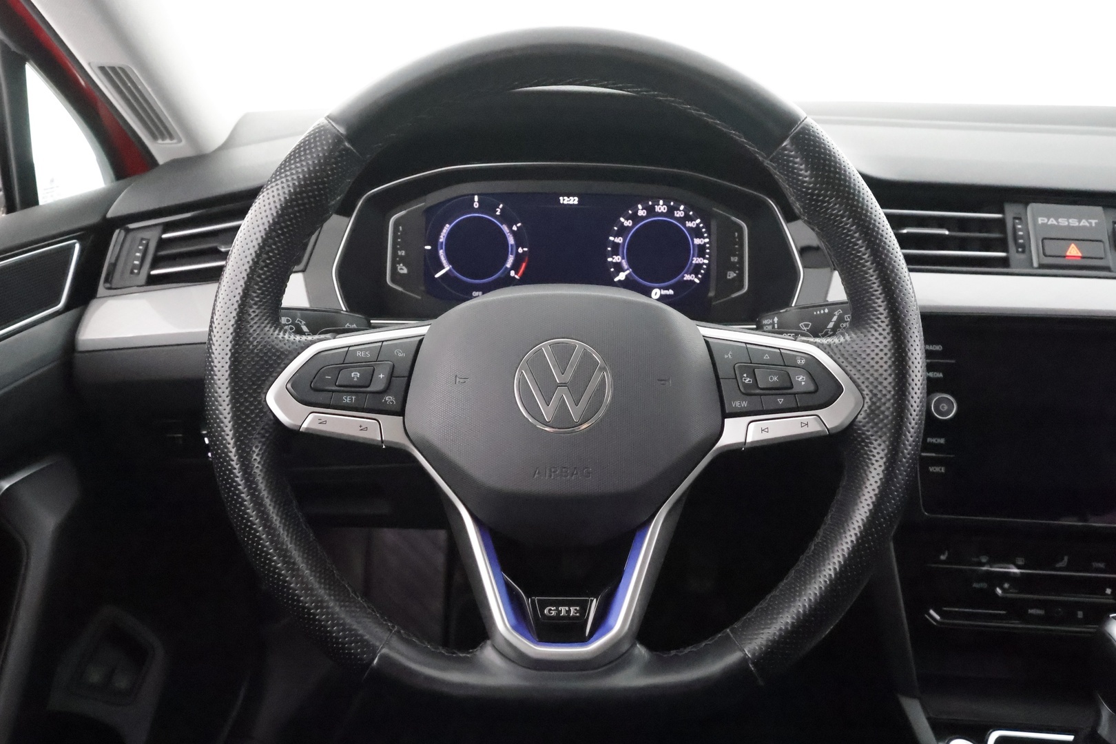 VOLKSWAGEN Passat 2021