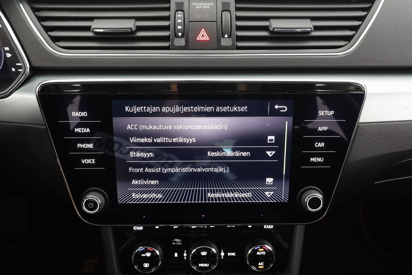 SKODA Superb 2019