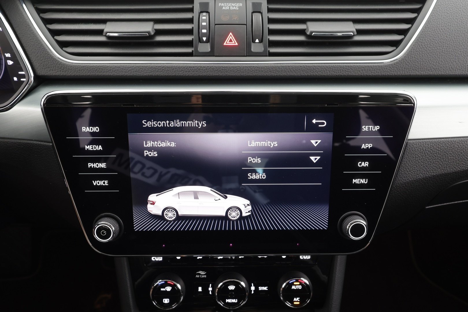 SKODA Superb 2019