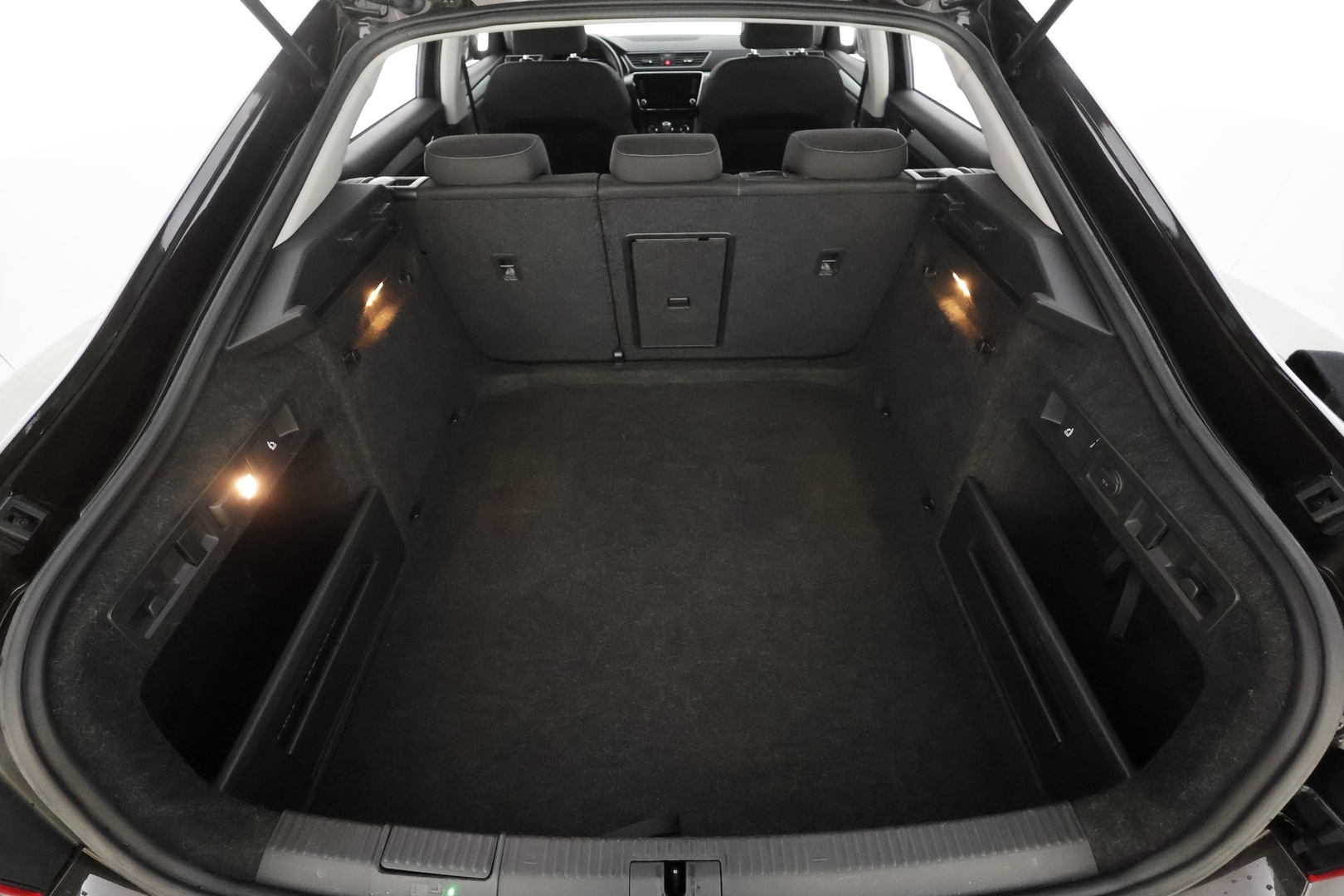 SKODA Superb 2019