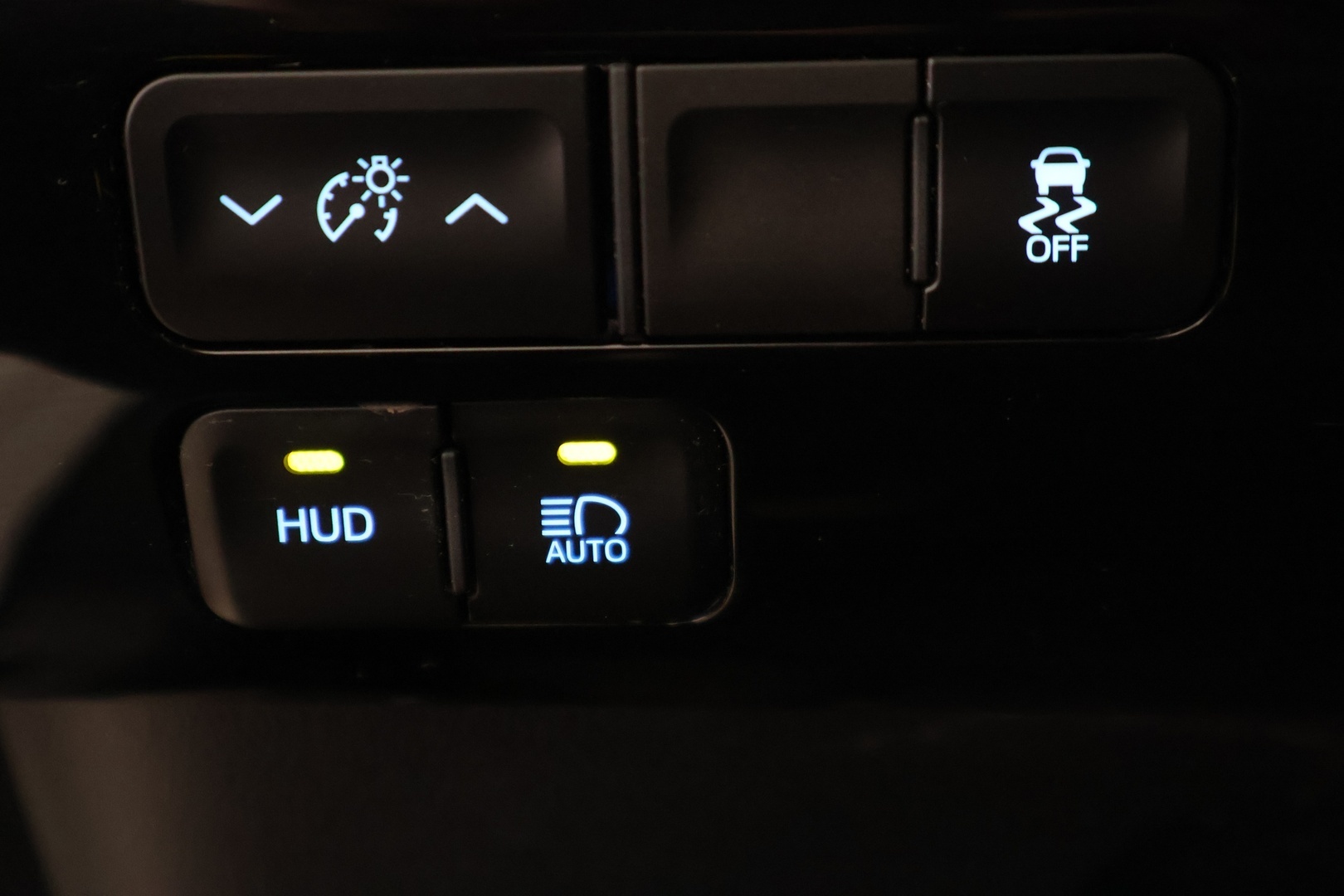 TOYOTA Prius 2018