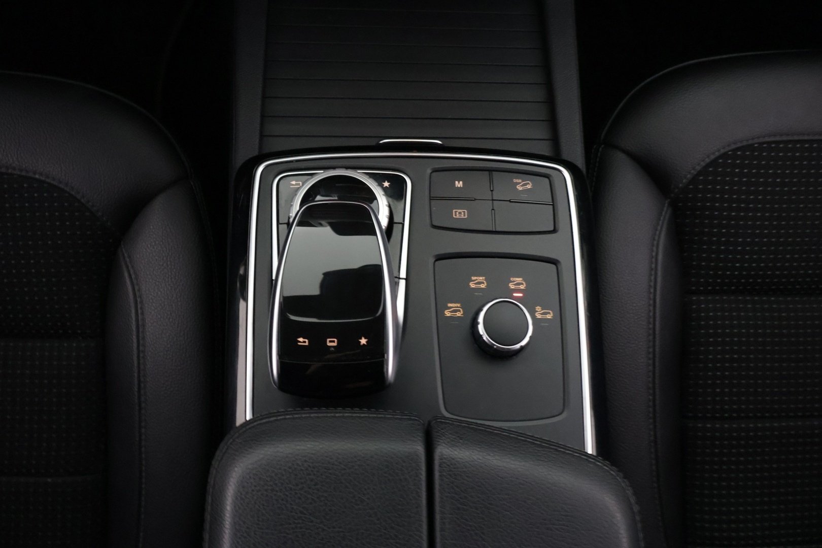 MERCEDES-BENZ GLE 2016