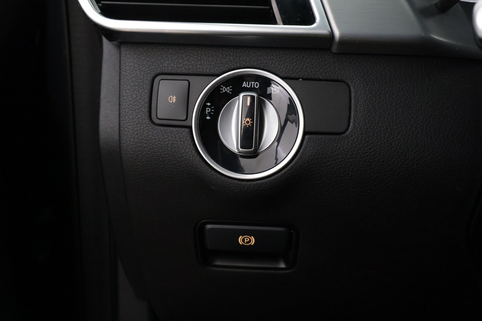 MERCEDES-BENZ GLE 2016