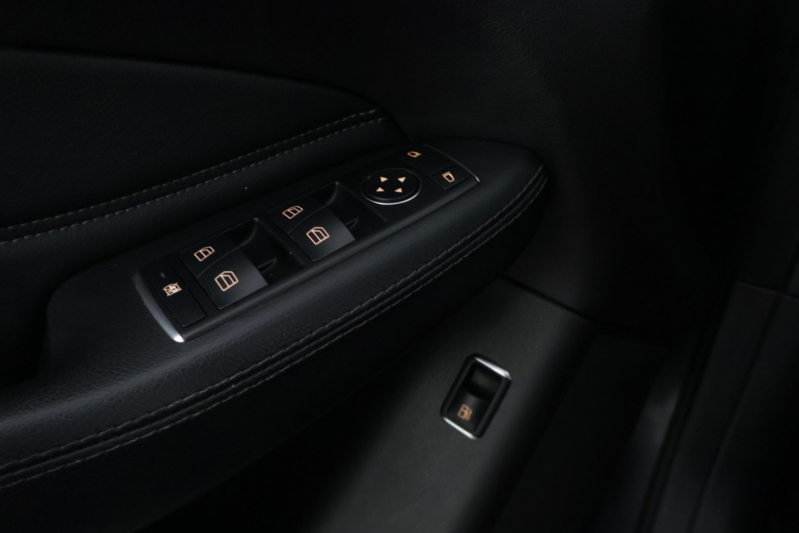 MERCEDES-BENZ GLE 2016