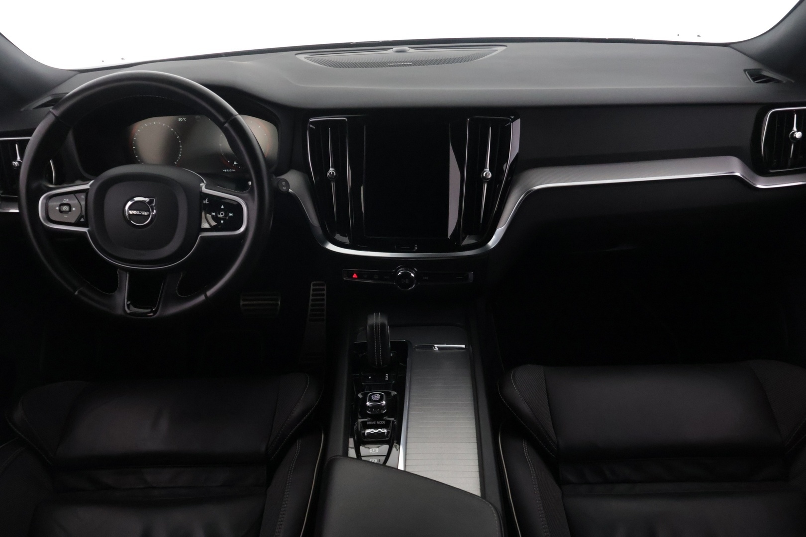 VOLVO V60 2021