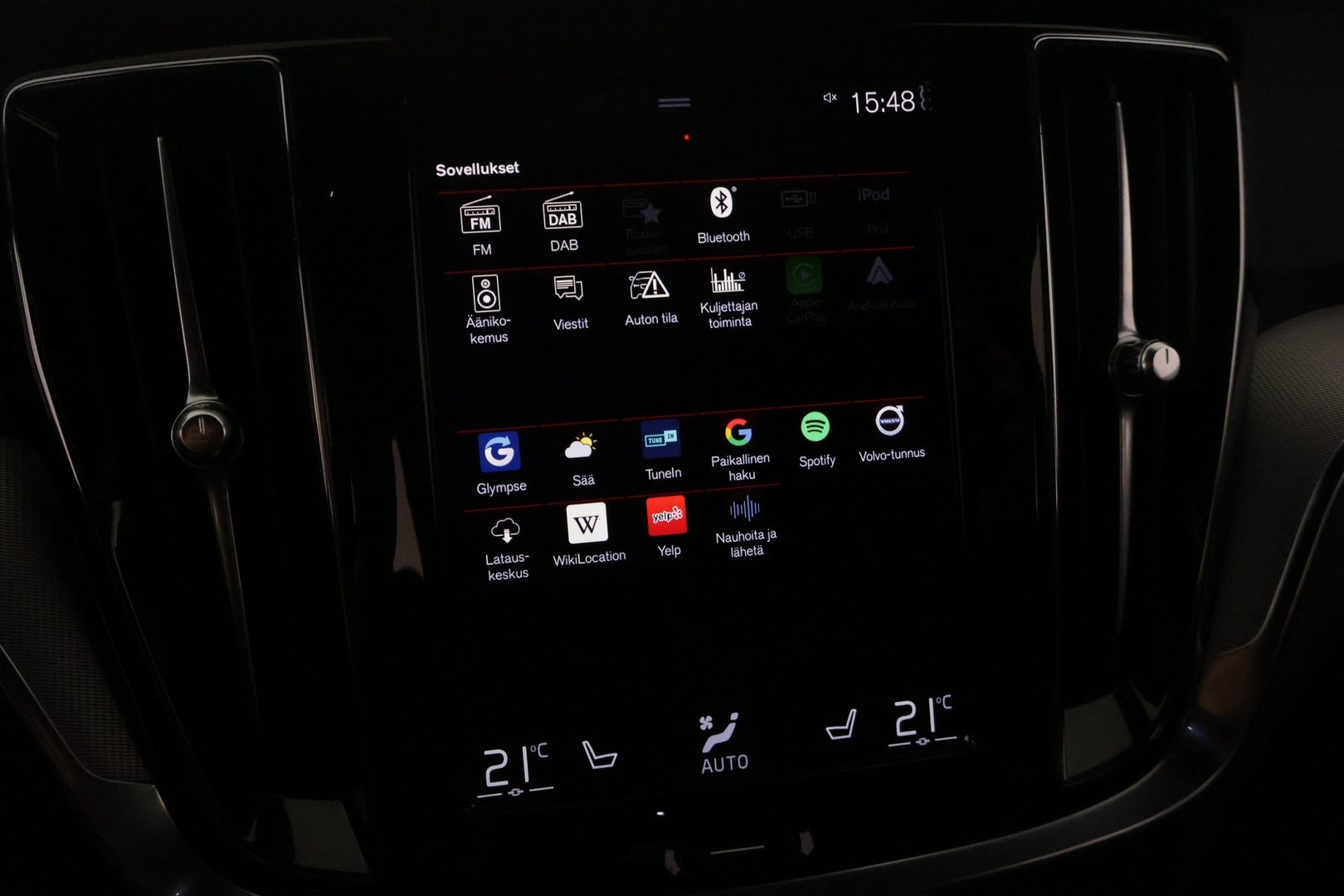 VOLVO V60 2021