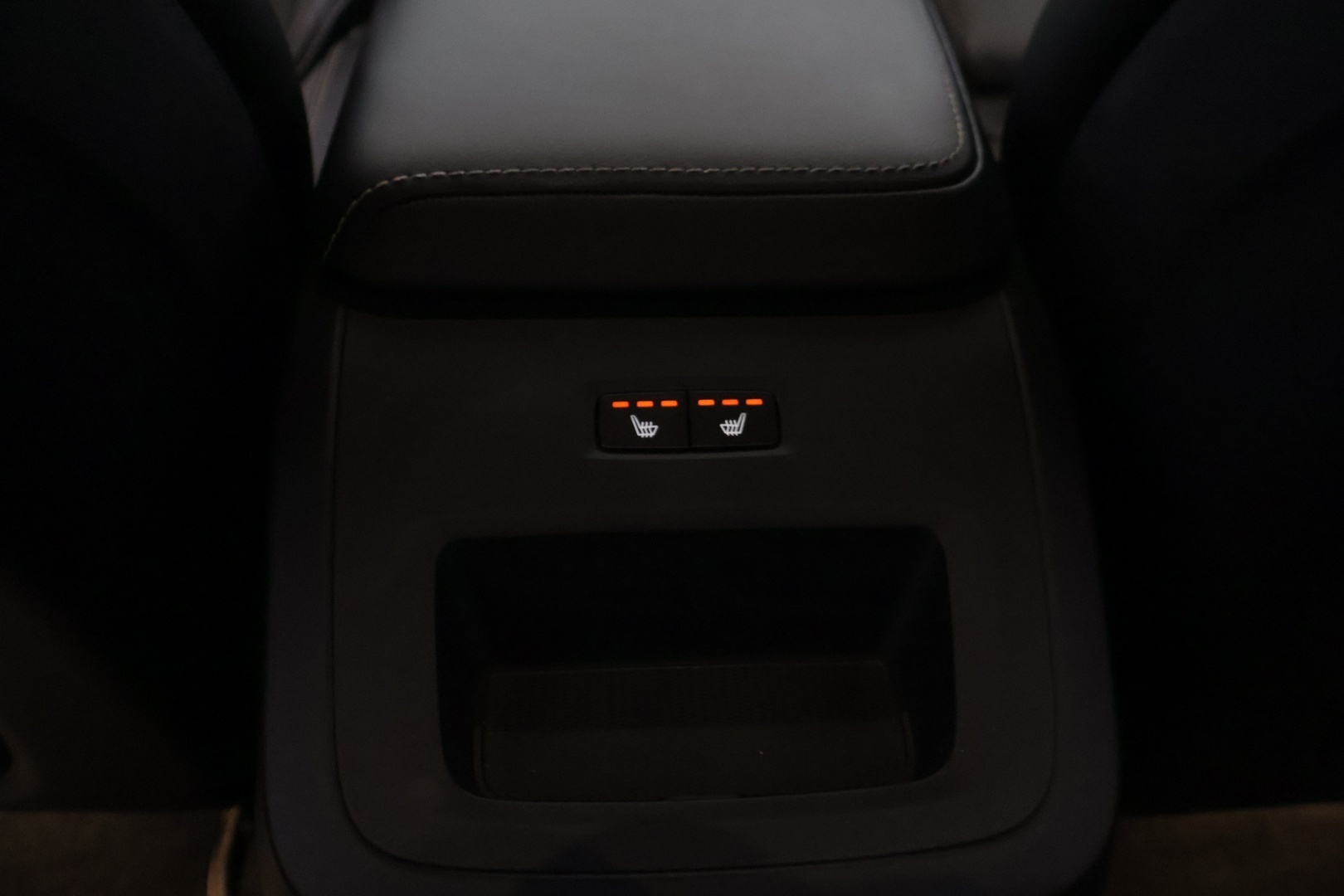 VOLVO V60 2021