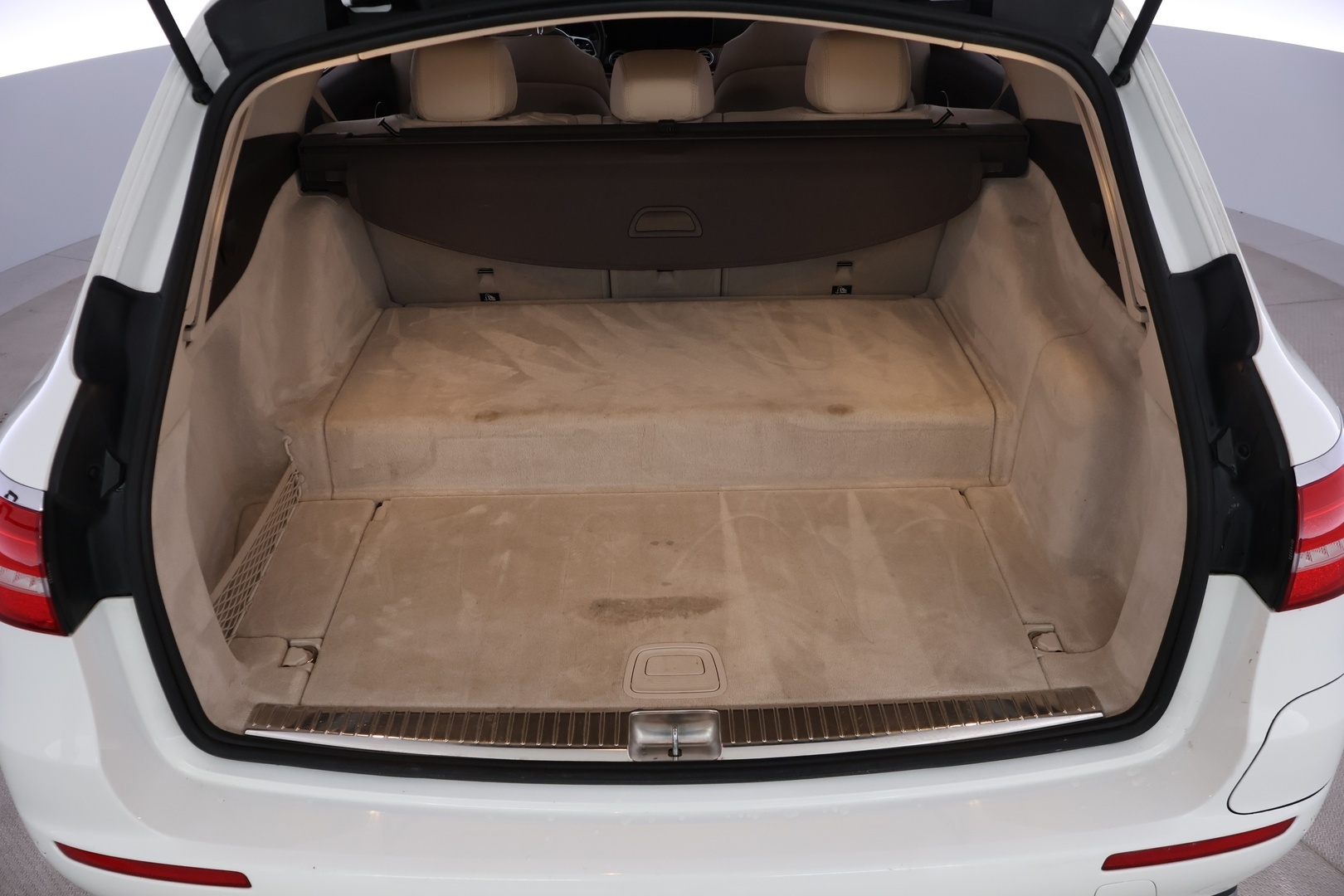 MERCEDES-BENZ E 2019