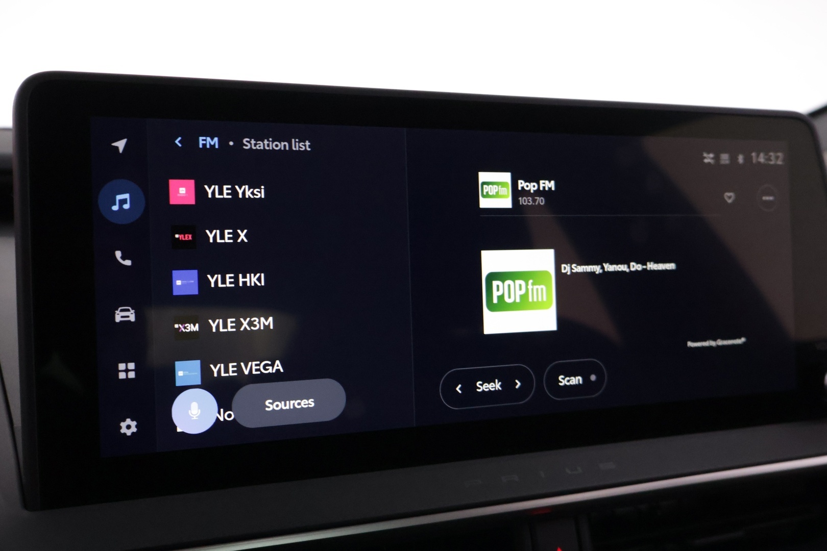 TOYOTA Prius Plug-in 2023