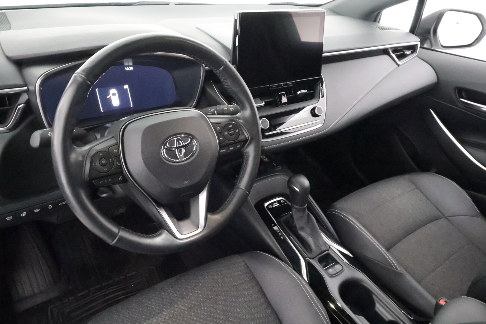 TOYOTA Corolla 2024