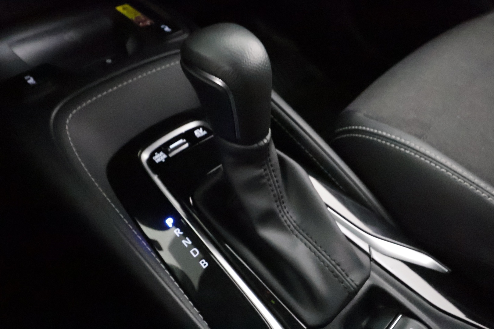 TOYOTA Corolla 2024