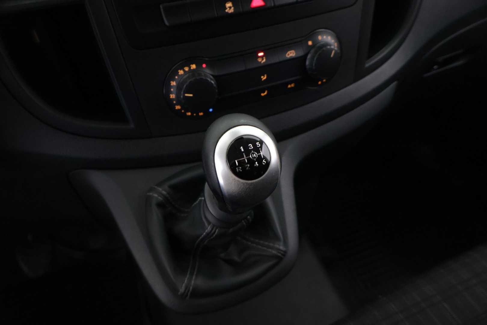 MERCEDES-BENZ Vito 2016