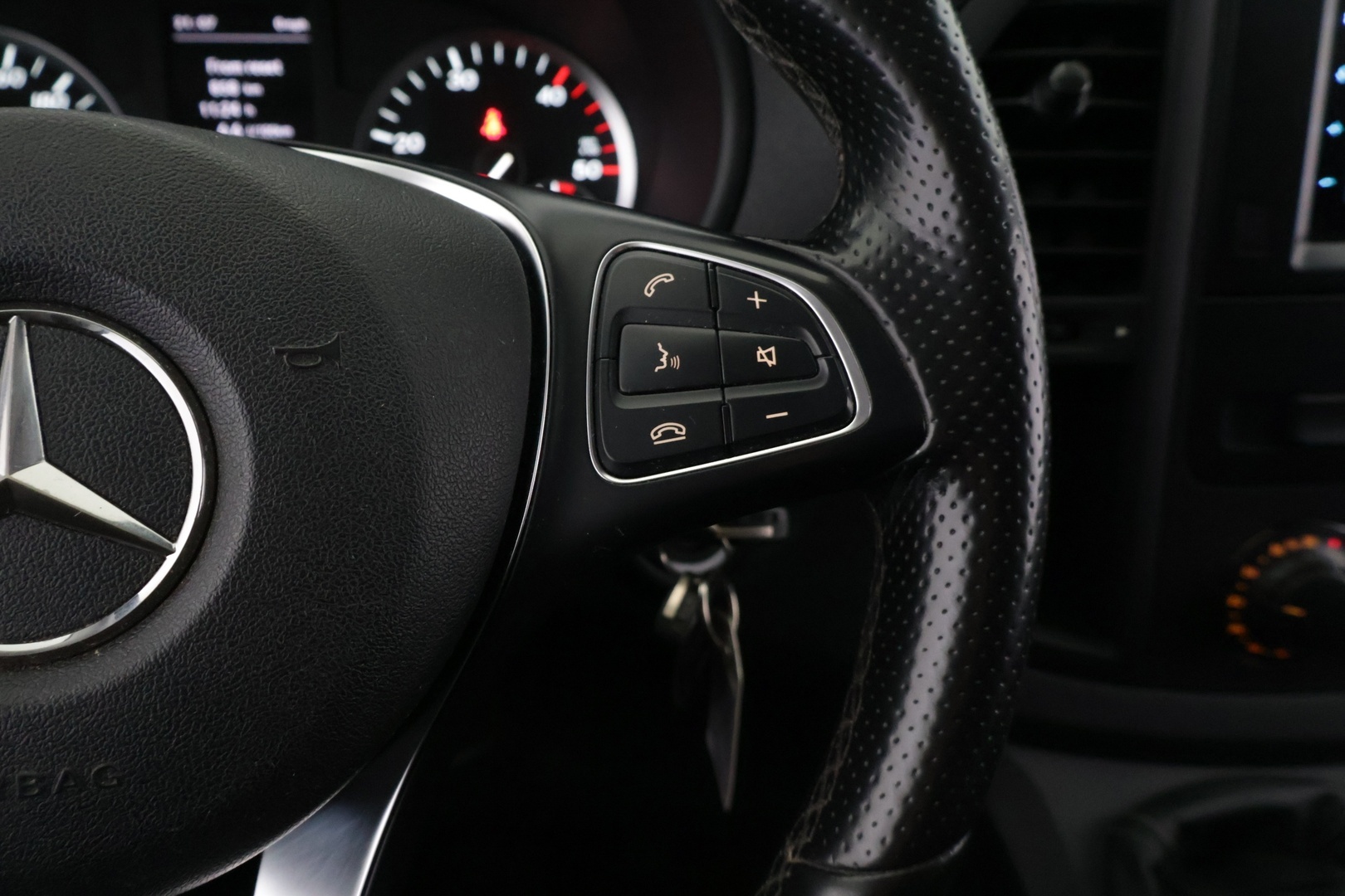 MERCEDES-BENZ Vito 2016