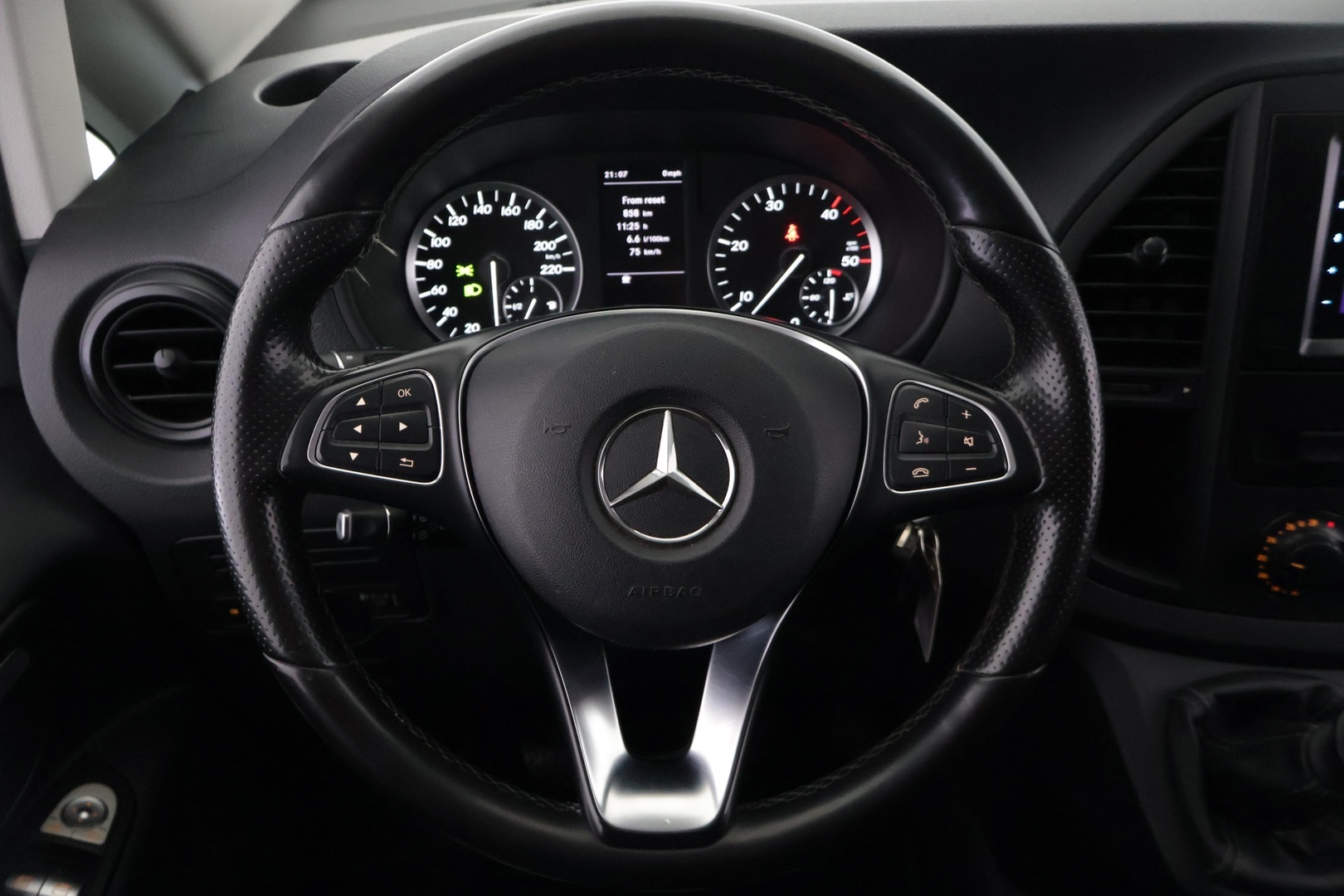 MERCEDES-BENZ Vito 2016