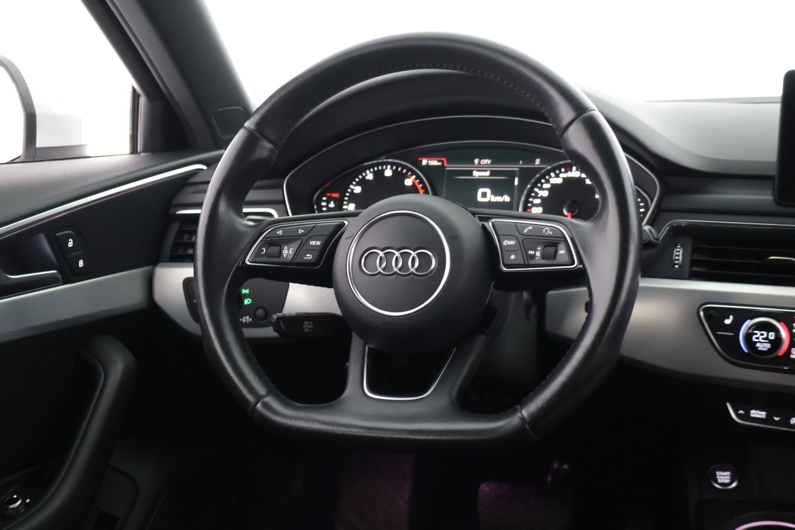 AUDI A4 2016