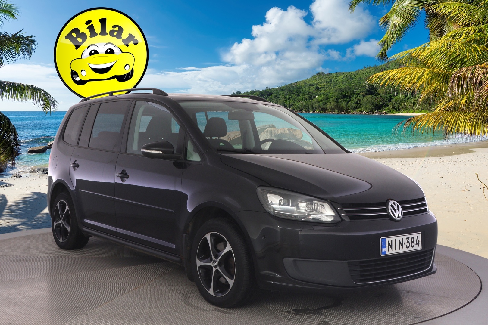 VOLKSWAGEN Touran 2012