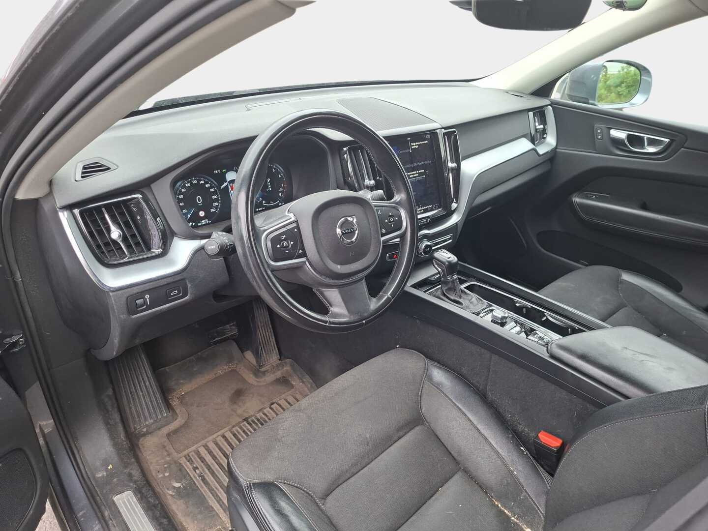 VOLVO XC60 2018