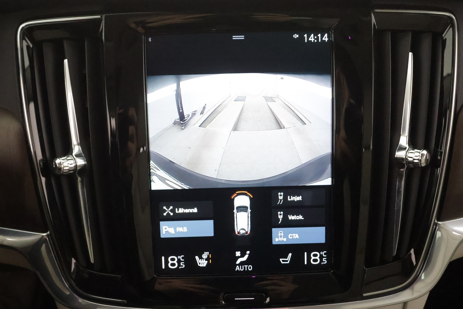 VOLVO V90 2021