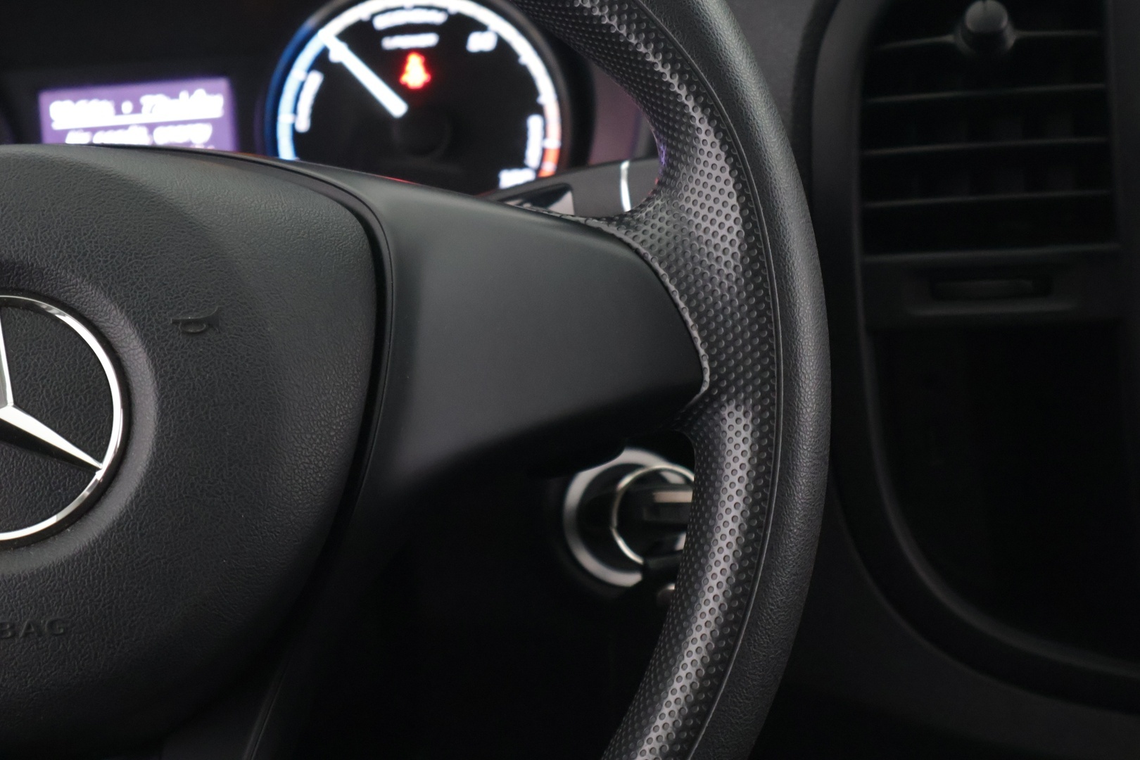 MERCEDES-BENZ VITO 2020