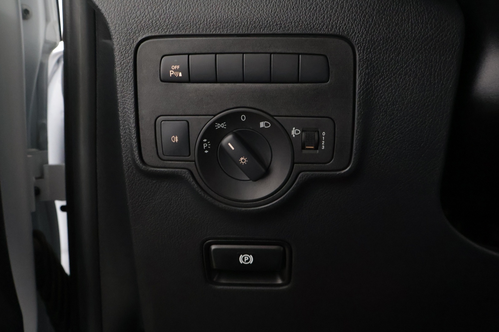 MERCEDES-BENZ VITO 2020