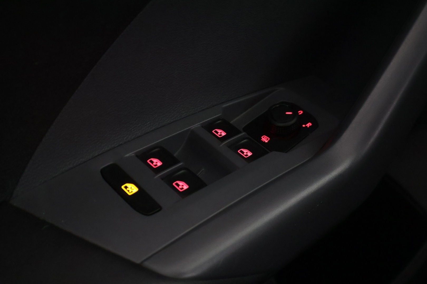 VOLKSWAGEN T-Cross 2020