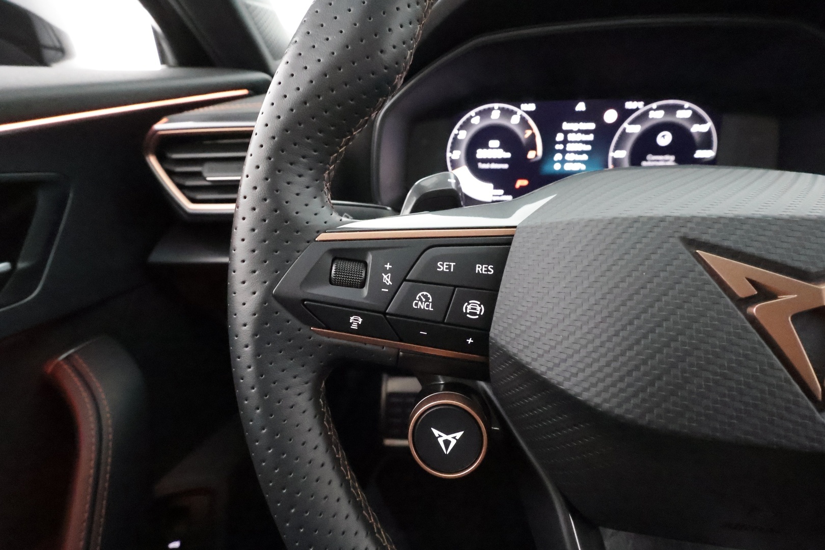 CUPRA FORMENTOR 2025