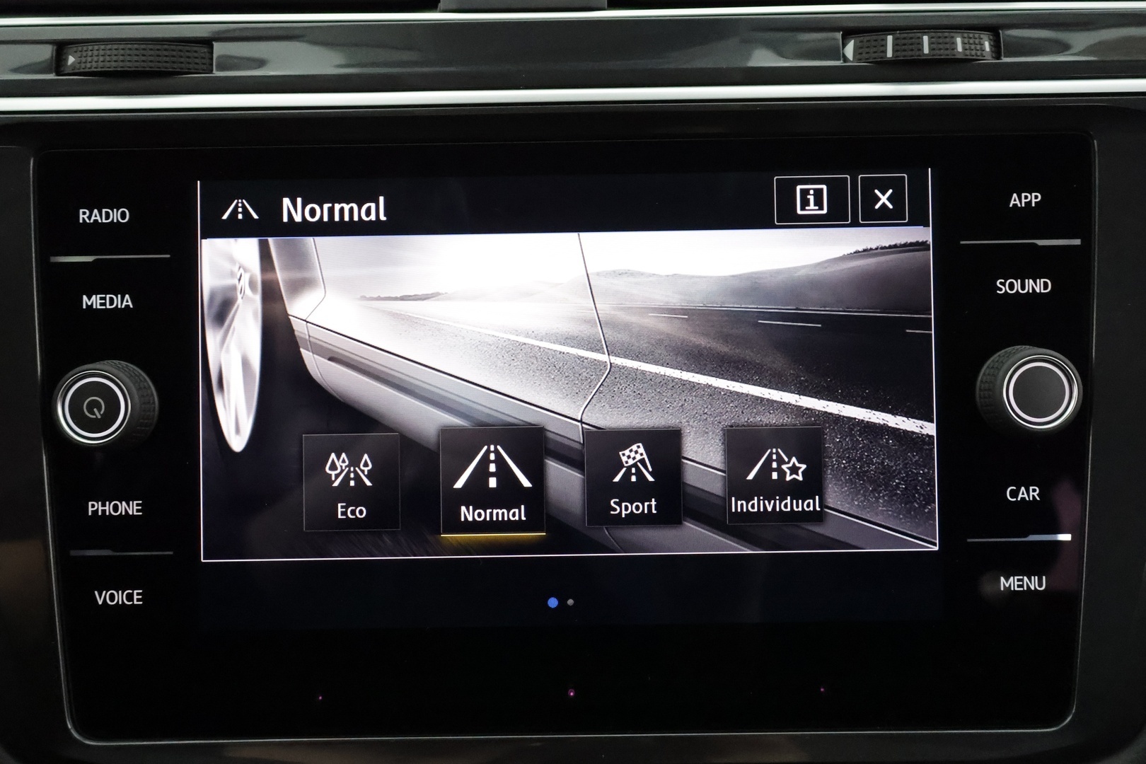 VOLKSWAGEN TIGUAN 2018