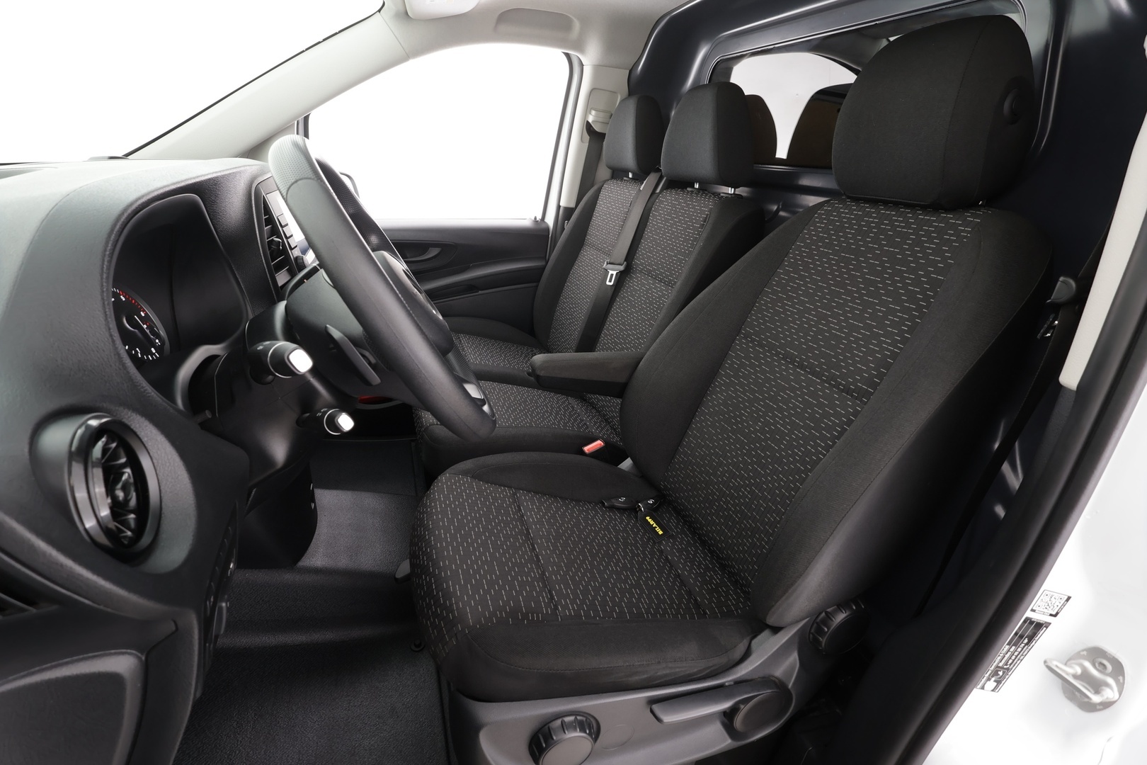 MERCEDES-BENZ VITO 2024