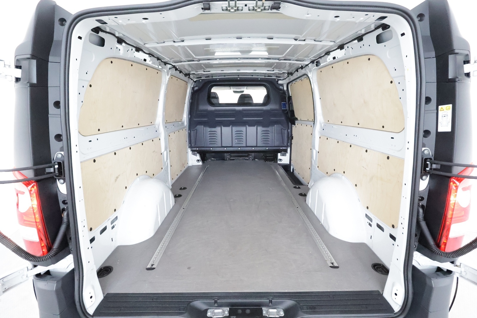 MERCEDES-BENZ VITO 2024