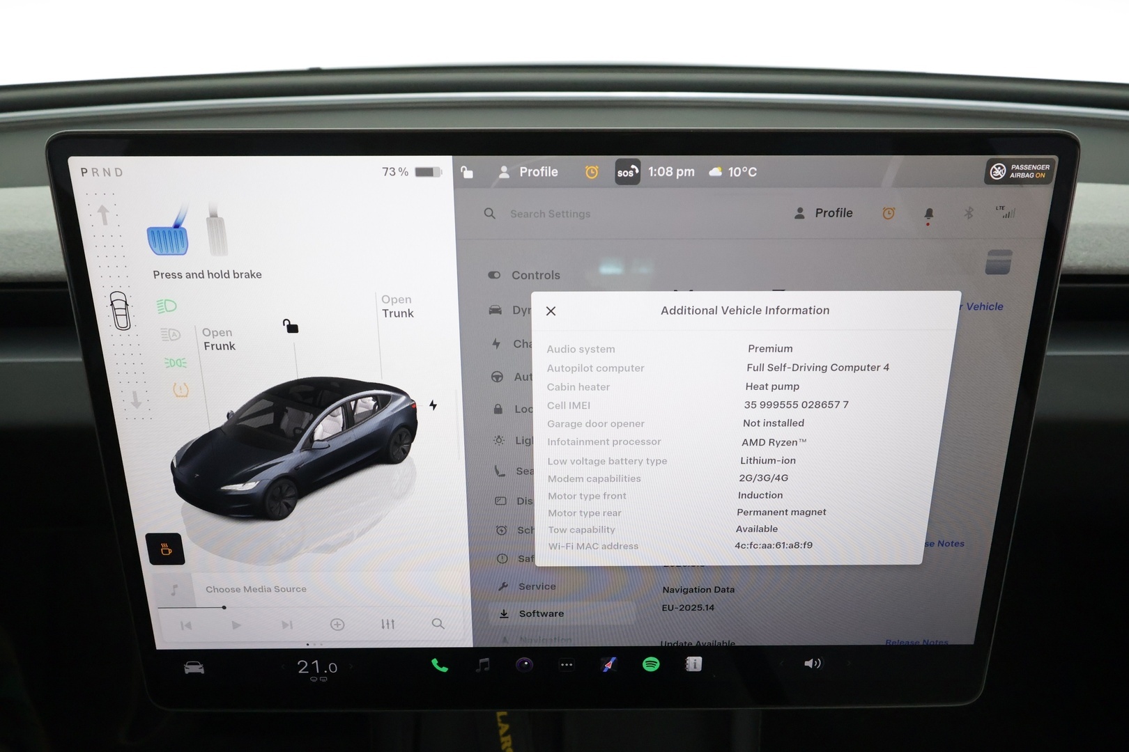 TESLA MODEL 3 2024