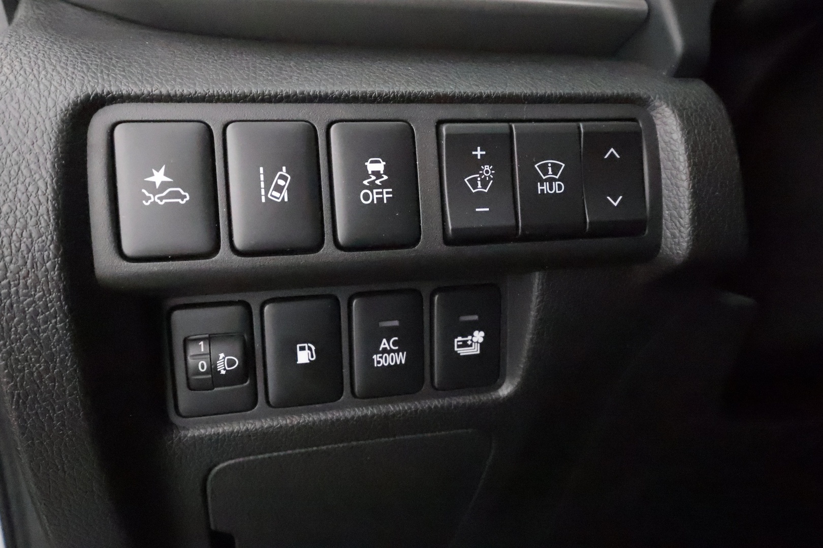 MITSUBISHI Eclipse Cross 2021
