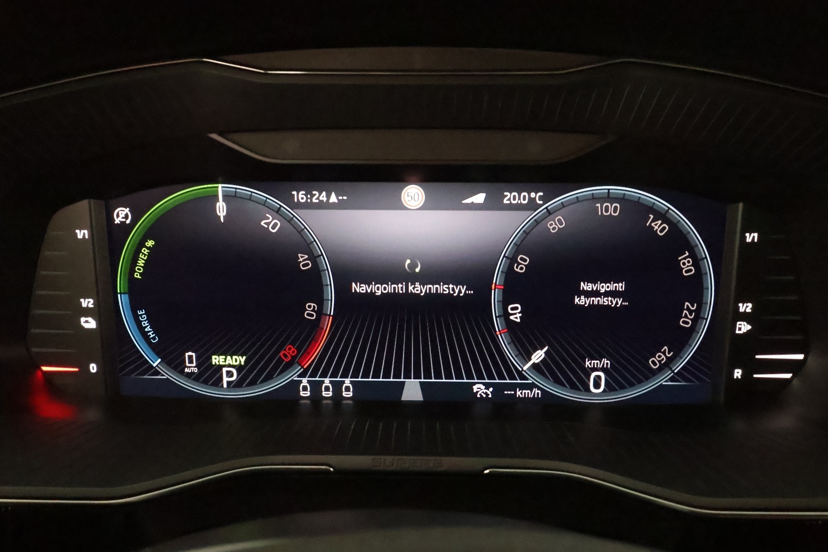 SKODA SUPERB 2023