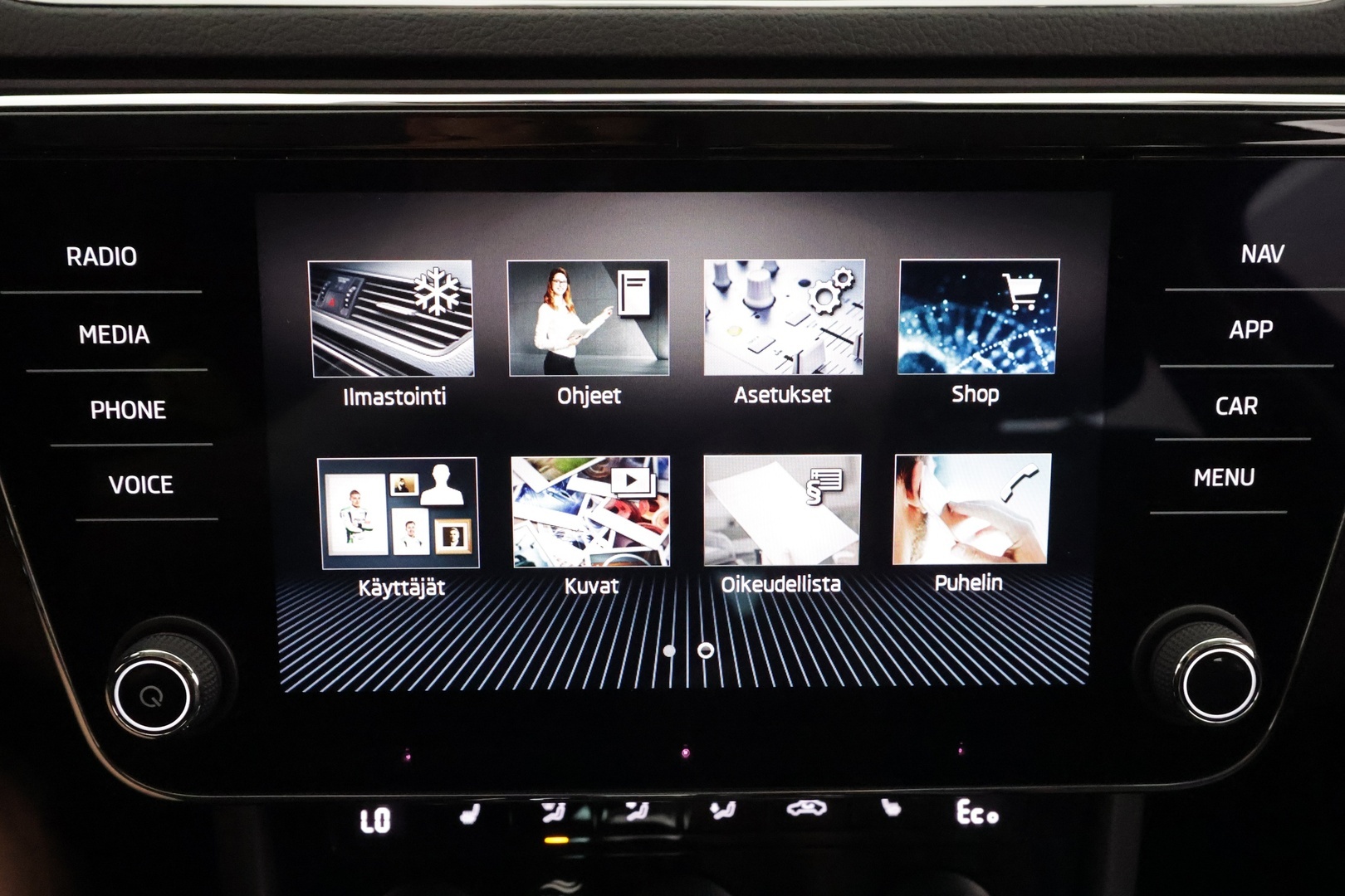 SKODA SUPERB 2023