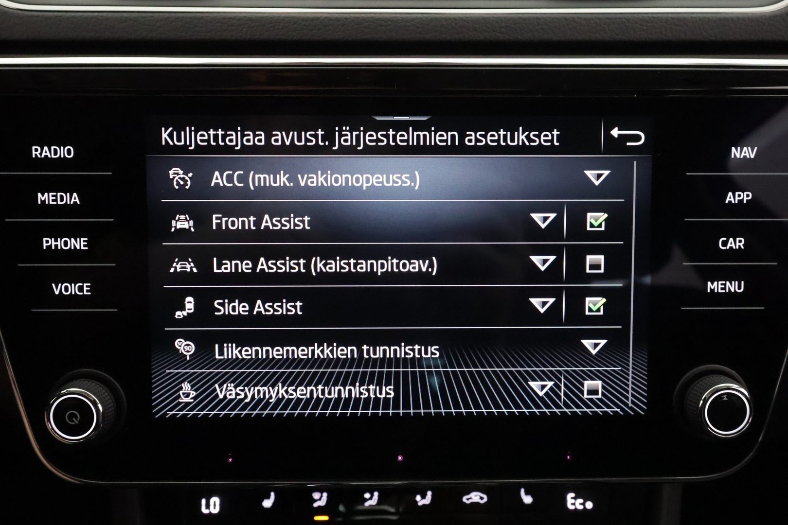 SKODA SUPERB 2023