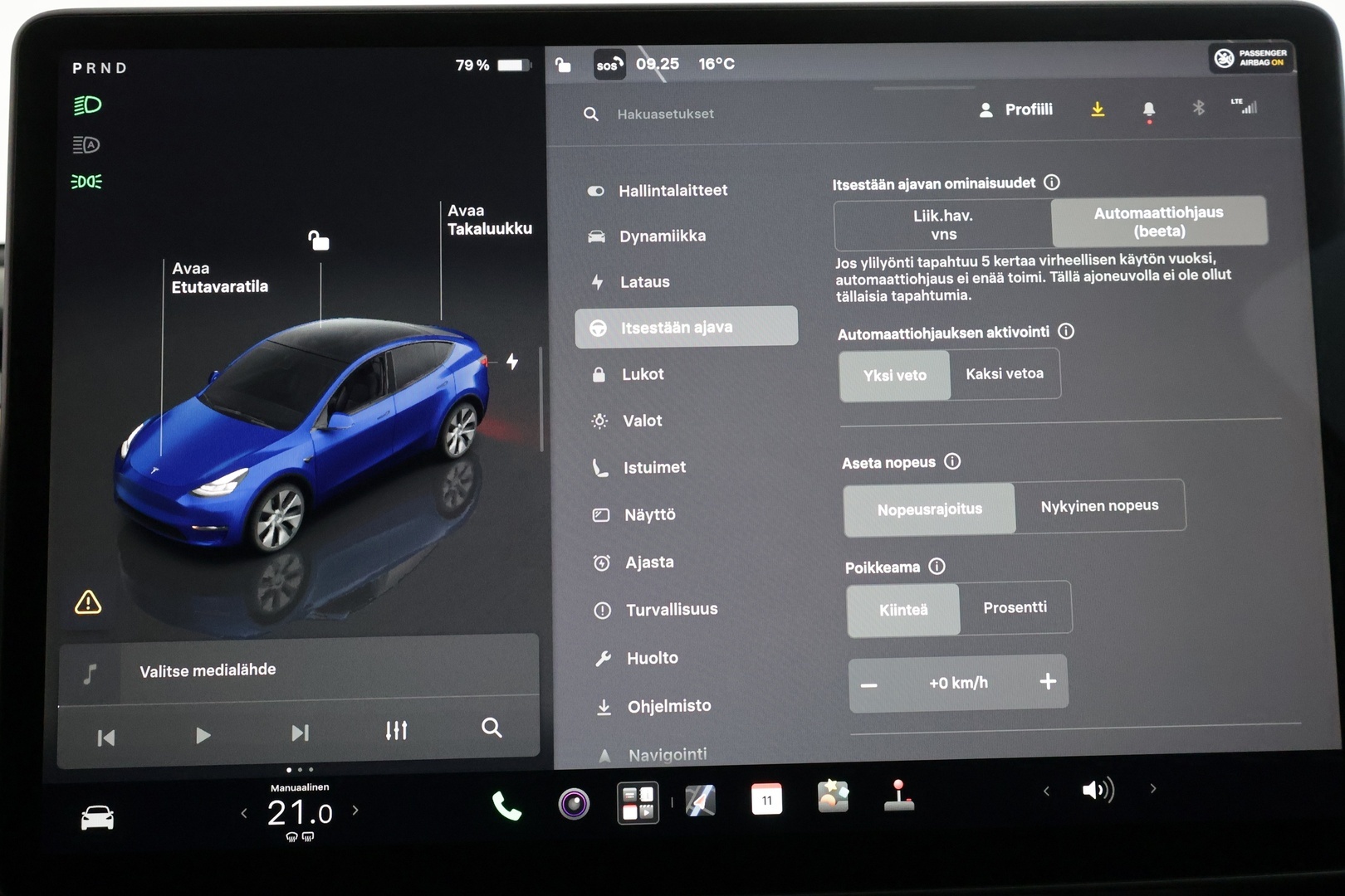 TESLA Model Y 2024