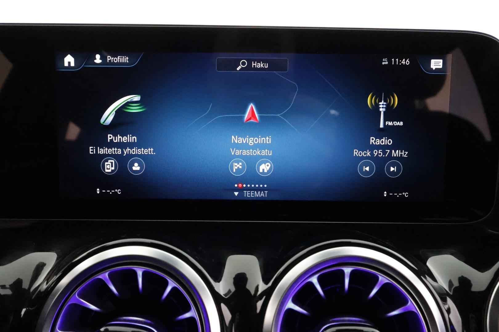 MERCEDES-BENZ EQA 2023
